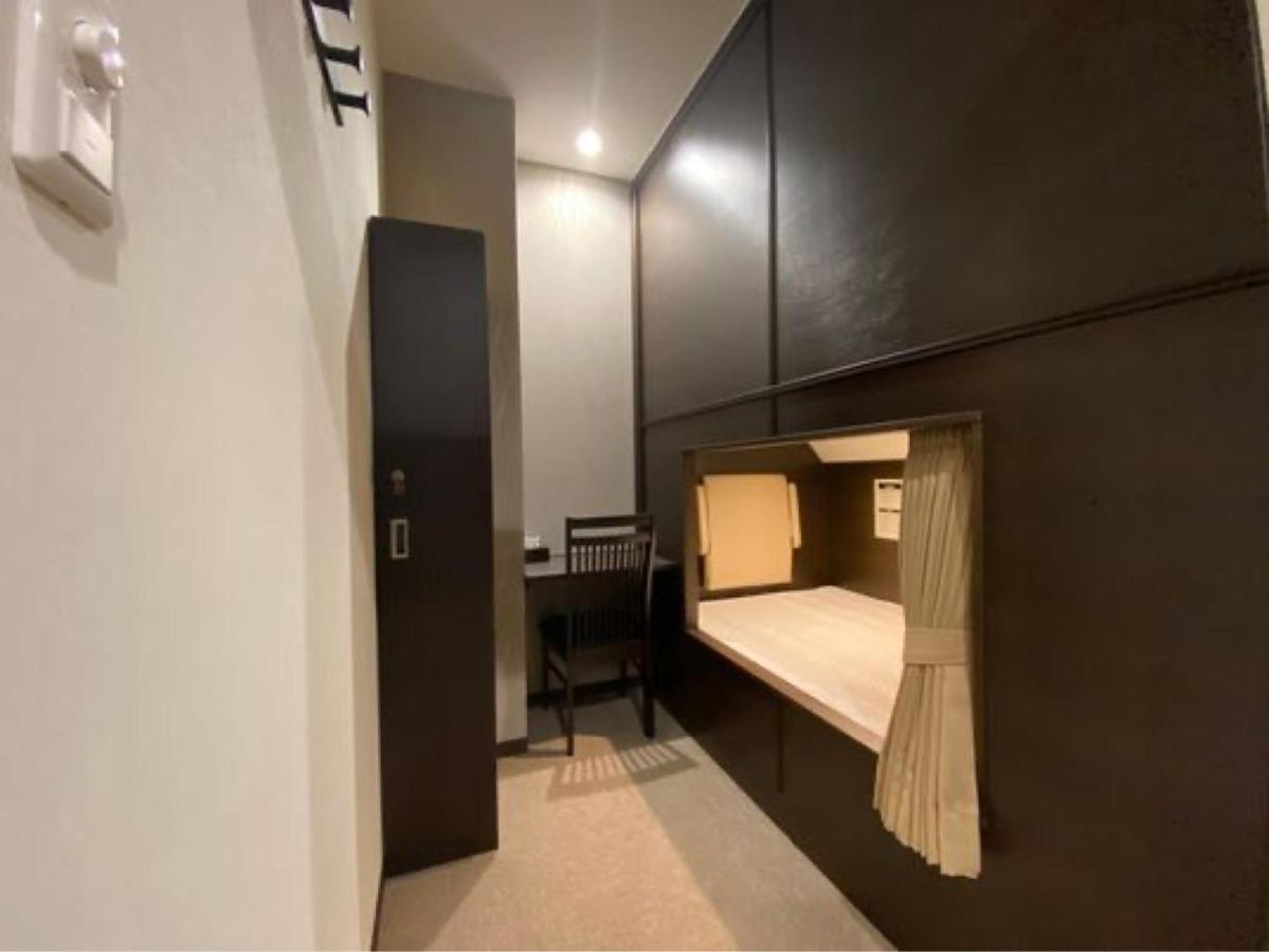 Wellcabin Tenjin - Male Only Fukuoka  Extérieur photo